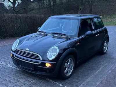 Gebraucht Mini Cooper 90 PS (66 kW) 2001 Schwarz Kleinwagen
