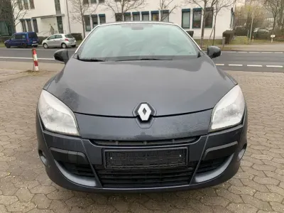Gebraucht Renault Mégane Cabriolet Luxe 131 PS (96 kW) 2013 Grau Cabrio