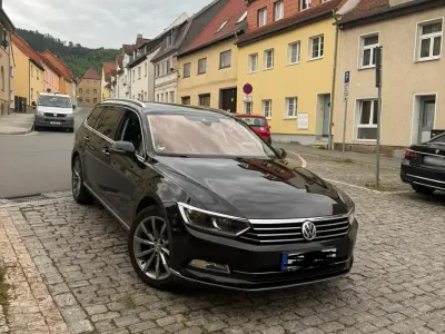 Gebraucht VW Passat Highline 150 PS (110 kW) 2015 Schwarz Kombi