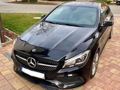 Gebraucht Mercedes CLA200 Shooting Brake Edition 156 PS (114 kW) 2017 Schwarz Kombi