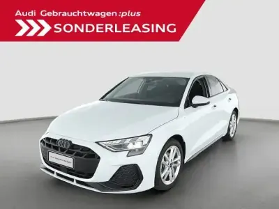 Gebraucht Audi A3 S-Line 116 PS (85 kW) 2025 Gletscherweiß metallic Limousine