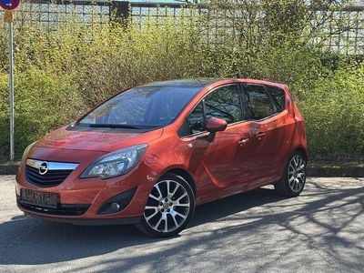 Usata Opel Meriva 120 CV (88 kW) 2011 Rosso Monovolume