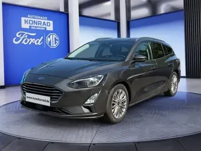 Gebraucht Ford Focus Titanium 150 PS (110 kW) 2020 Grau Kombi