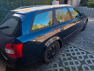 Gebraucht Audi A4 130 PS (95 kW) 2004 Blau Kombi