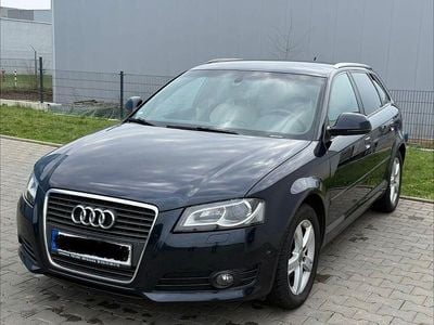 Usata Audi A3 Ambiente 105 CV (77 kW) 2009 Blu Utilitaria