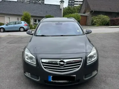Gebraucht Opel Insignia Sport 160 PS (117 kW) 2010 Kombi
