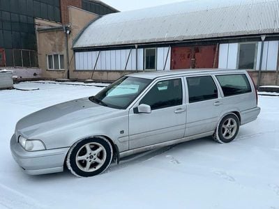 Gebraucht Volvo V70 140 PS (102 kW) 1998 Silber Kombi