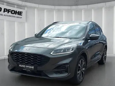 Gebraucht Ford Kuga ST-Line 224 PS (164 kW) 2021 Grau SUV