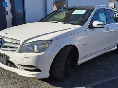 Gebraucht Mercedes C350 Elegance 231 PS (169 kW) 2011 Kombi