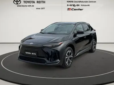 Gebraucht Toyota bZ4X Basis 150 kW (204 PS) 2023 Onyxschwarz SUV