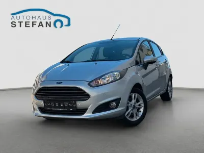 Gebraucht Ford Fiesta SYNC Edition 60 PS (44 kW) 2015 Silber Kleinwagen