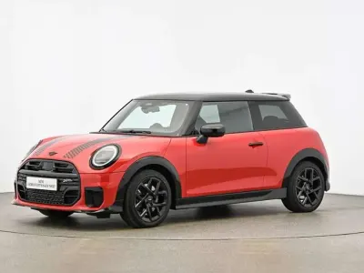 Używany Mini John Cooper Works 204 KM (150 kW) 2024 Czerwony Hatchback
