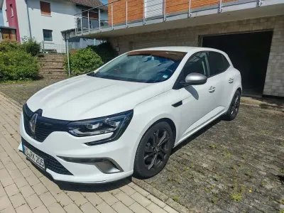 Gebraucht Renault Mégane IV GT 205 PS (150 kW) 2017 Weiß Limousine