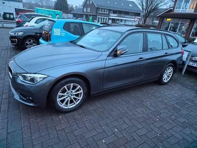 Grau Gebraucht 2019 BMW 316 Advantage Kombi | 15.700 € (Guter Preis)
