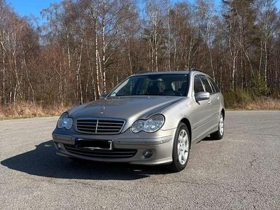 Gebraucht Mercedes C200 163 PS (119 kW) 2004 Kombi