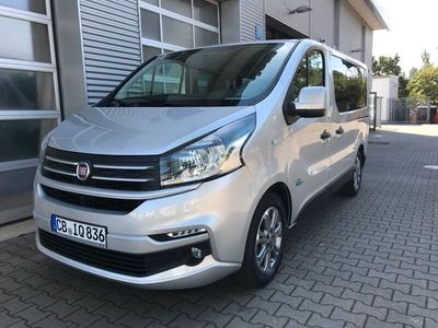 Gebraucht Fiat Talento Family 146 PS (107 kW) 2017 356 hellgrau Van / Kleinbus