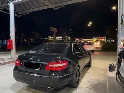 Usata Mercedes E350 231 CV (169 kW) 2010 Nero Berlina