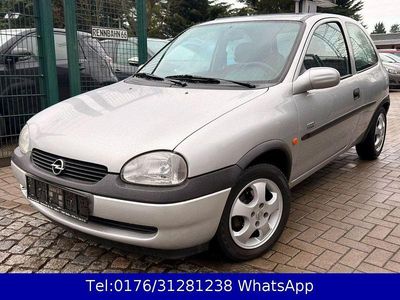 Second-hand Opel Corsa Edition 65 CP (47 kW) 2000 Argintiu Berlinǎ