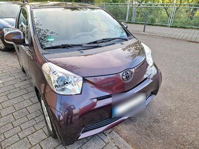 Usata Toyota iQ 75 CV (55 kW) 2009 Viola Utilitaria