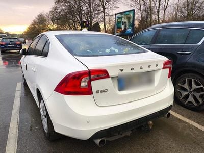 Gebraucht Volvo S60 150 PS (110 kW) 2012 Weiß Limousine