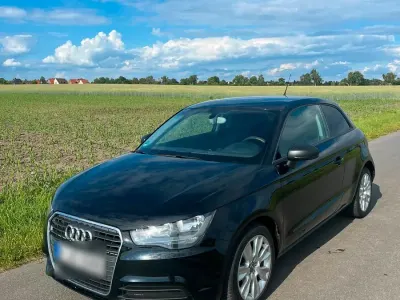 Gebraucht Audi A1 86 PS (63 kW) 2010 Schwarz Kleinwagen