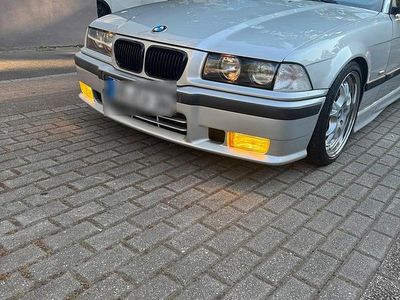 BMW 320 Cabriolet