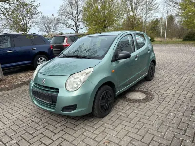 Gebraucht Suzuki Alto 68 PS (50 kW) 2011 Grün Kleinwagen