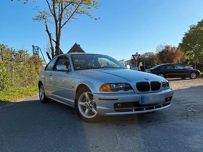 Usata BMW 318 118 CV (86 kW) 2000 Argento Coupé
