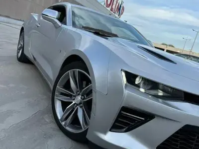 Gebraucht Chevrolet Camaro 453 PS (333 kW) 2018 Silber