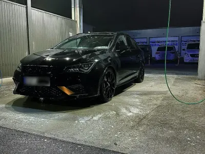 Gebraucht Seat Leon 4Drive 300 PS (220 kW) 2020 Schwarz Kombi