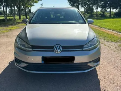 Gebraucht VW Golf VII 105 PS (77 kW) 2017 Grau Limousine