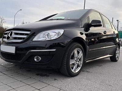 Mercedes B180