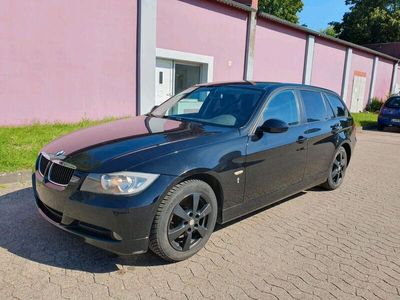 gebraucht BMW 318 d mit neue TÜV 1 Hand