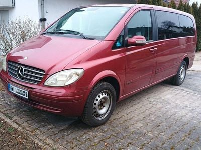Gebraucht Mercedes Viano 150 PS (110 kW) 2006 Rot Van / Kleinbus