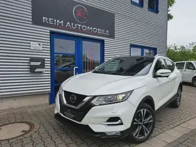 Gebraucht Nissan Qashqai 360º 163 PS (119 kW) 2018 Pearl white SUV