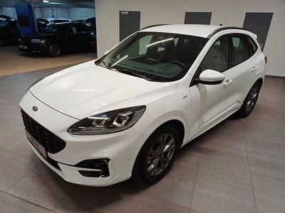 Weiß Gebraucht 2022 Ford Kuga ST-Line SUV | 23.950 € (Fairer Preis)