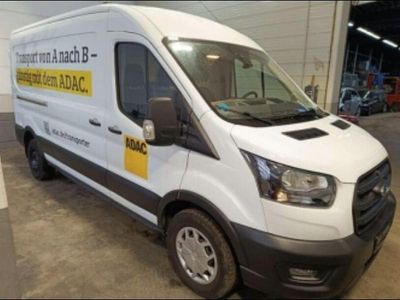 Gebraucht Ford Transit Trend 131 PS (96 kW) 2023 Weiß Van / Kleinbus