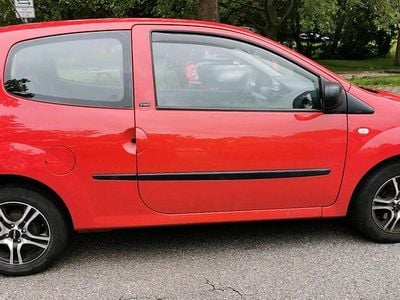 Begagnad Renault Twingo 59 HK (43 kW) 2010 Röd Halvkombi