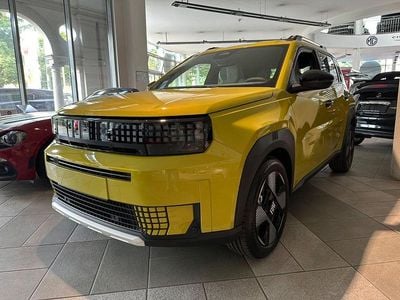 Neu Fiat Grande Panda La Prima 83 kW (113 PS) 2025 Gelb Kleinwagen