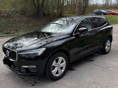 Gebraucht Volvo XC60 Momentum 197 PS (144 kW) 2022 Schwarz SUV