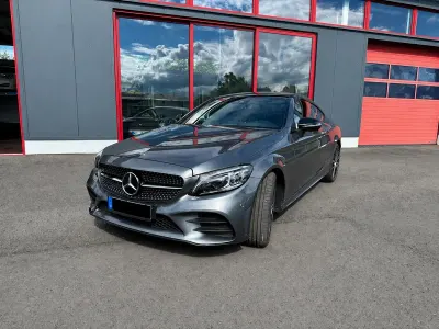 Gebraucht Mercedes C300 AMG line 258 PS (189 kW) 2021 Grau Coupé