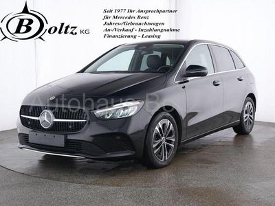 Gebraucht Mercedes B200 Progressive 163 PS (119 kW) 2024 Kosmosschwarz Van / Kleinbus