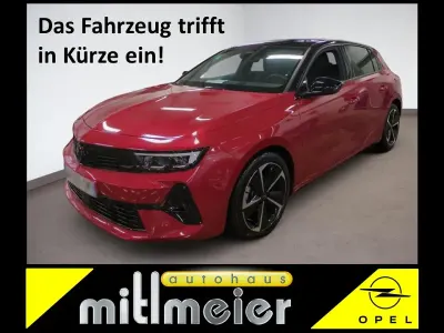 Gebraucht Opel Astra 131 PS (96 kW) 2024 Rot kardio rot met. Kleinwagen