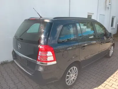 Gebraucht Opel Zafira 140 PS (102 kW) 2013 Grau Van / Kleinbus