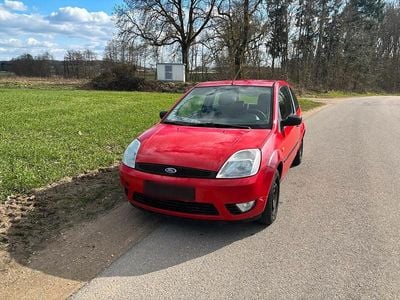 Gebraucht Ford Fiesta 80 PS (58 kW) 2003 Rot Kleinwagen