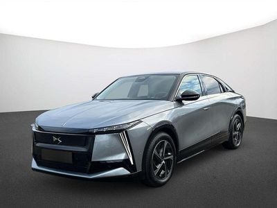 Neu DS Automobiles N°8 169 kW (230 PS) 2026 Palladium grau SUV