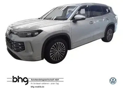 Gebraucht VW Tayron Elegance 204 PS (150 kW) 2025 Oyster silver metallic SUV