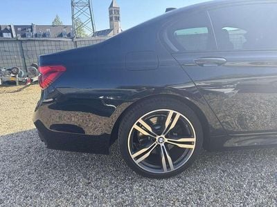 BMW 730