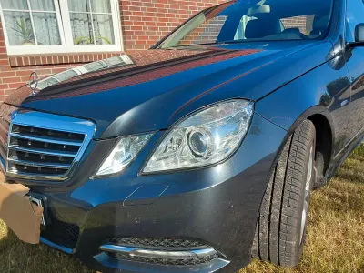 Gebraucht Mercedes E200 184 PS (135 kW) 2011 Grau Limousine