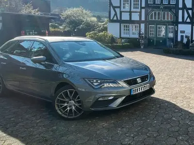 Begagnad Seat Leon ST FR 150 HK (110 kW) 2018 Grå Kombi